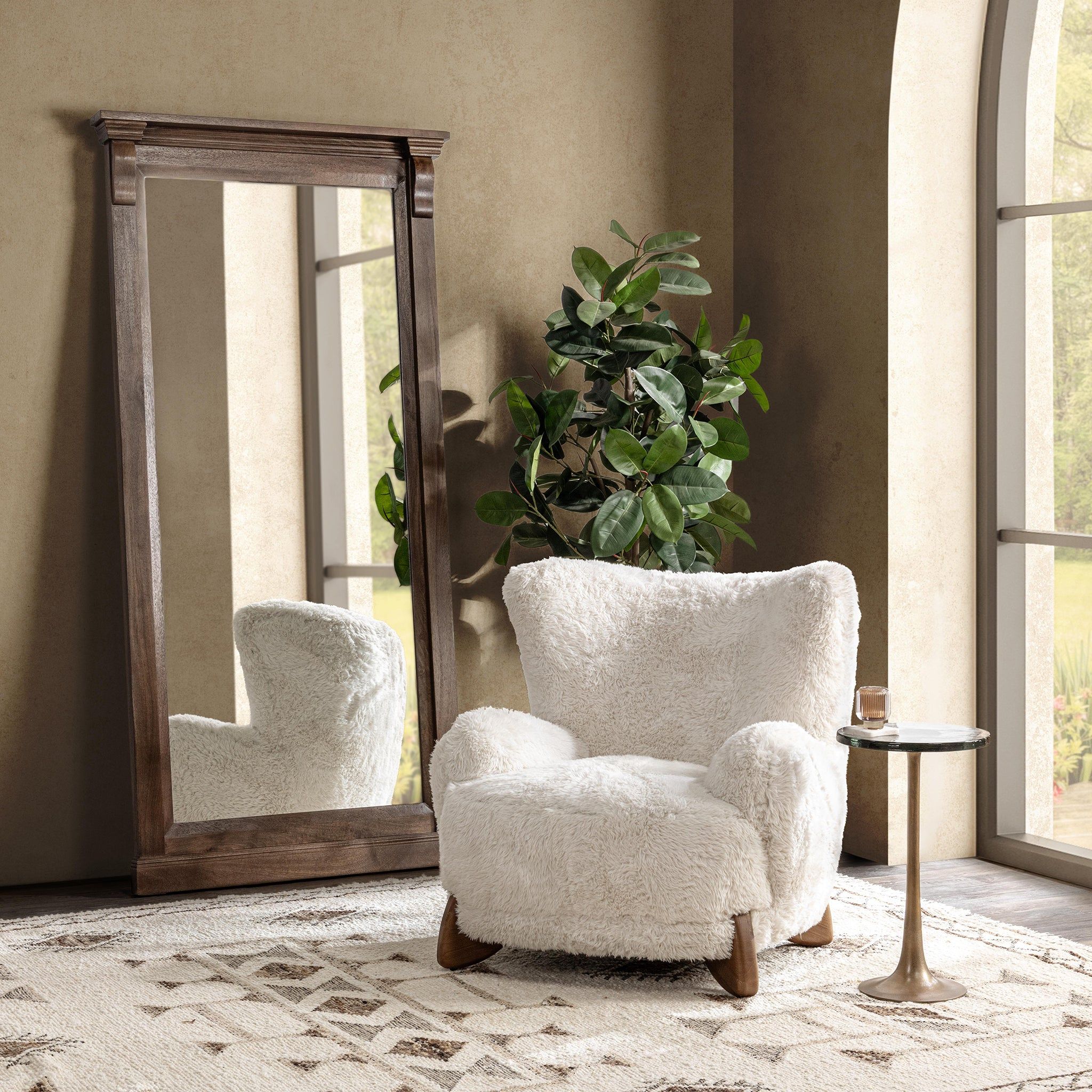 Fabiana - Round Accent Table - Brass