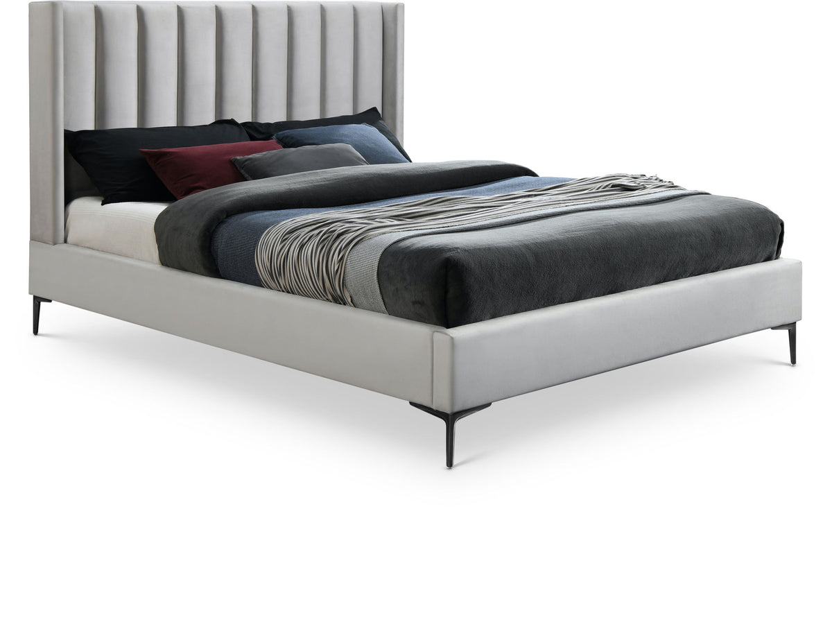 Nadia - Bed