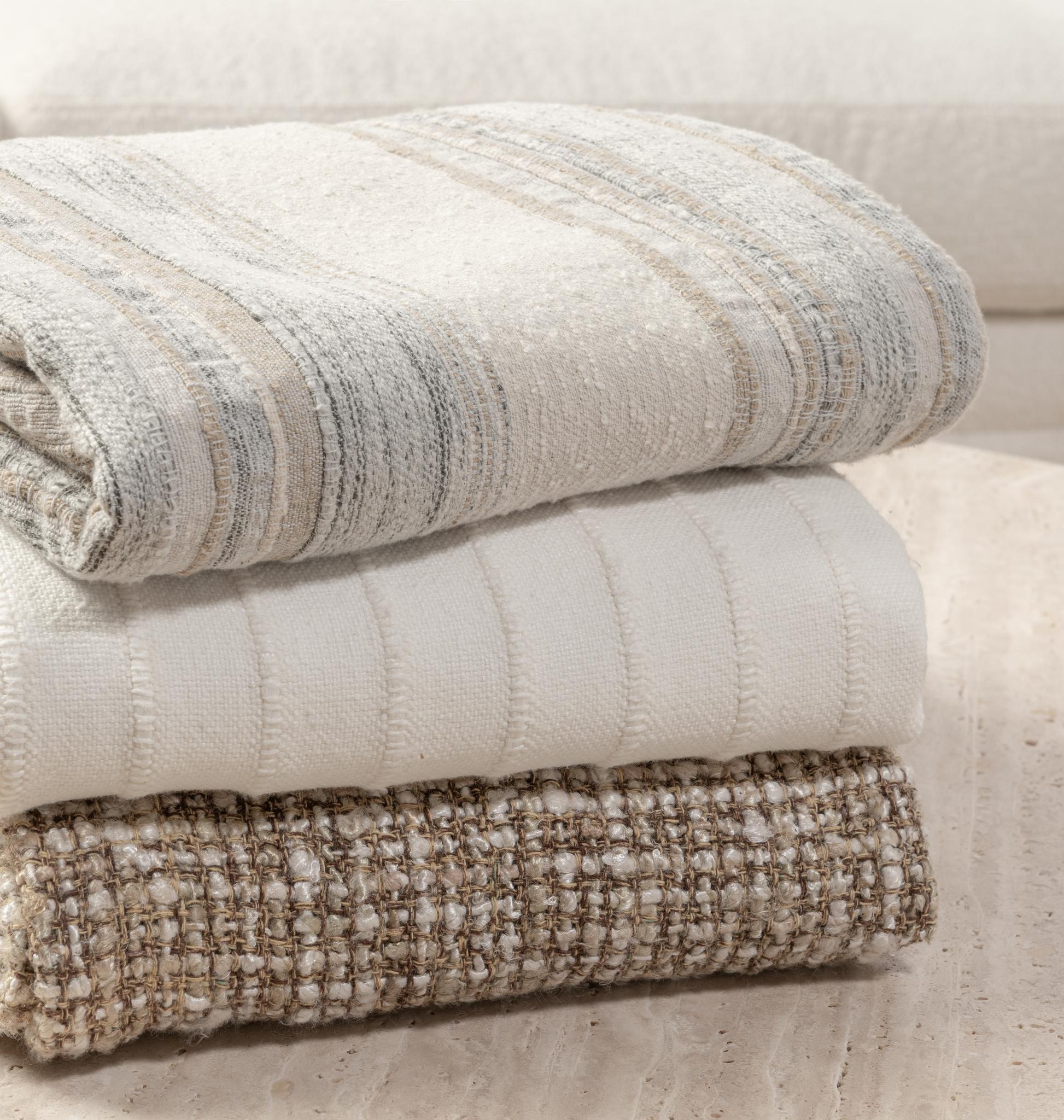 Rockport - 50" x 70" Throw - Ivory Multi