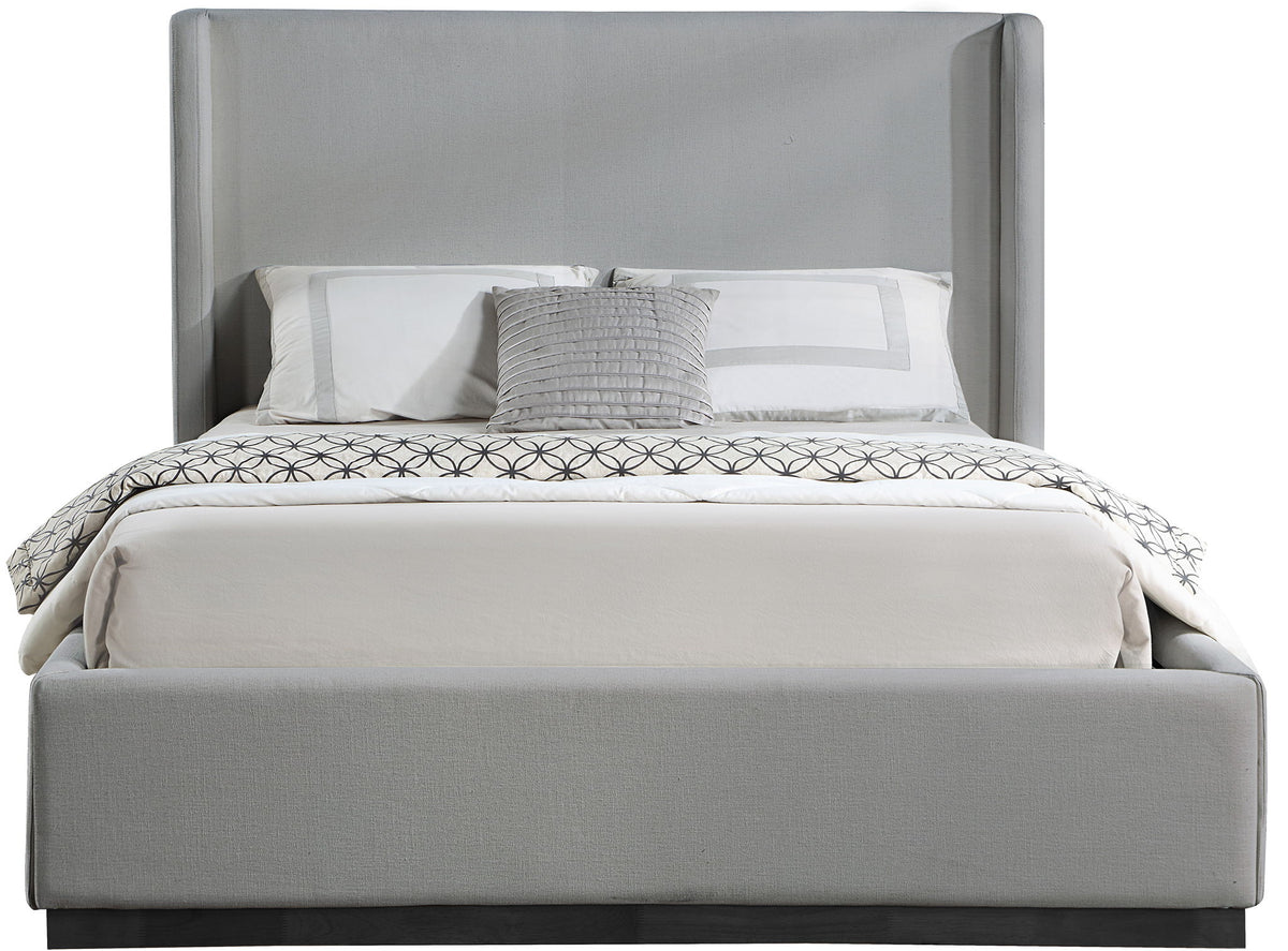 Flynn - Bed