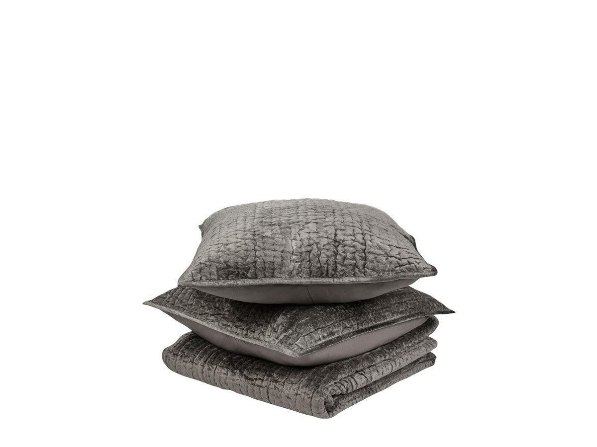bari-velvet-quilt-desert-card.jpg