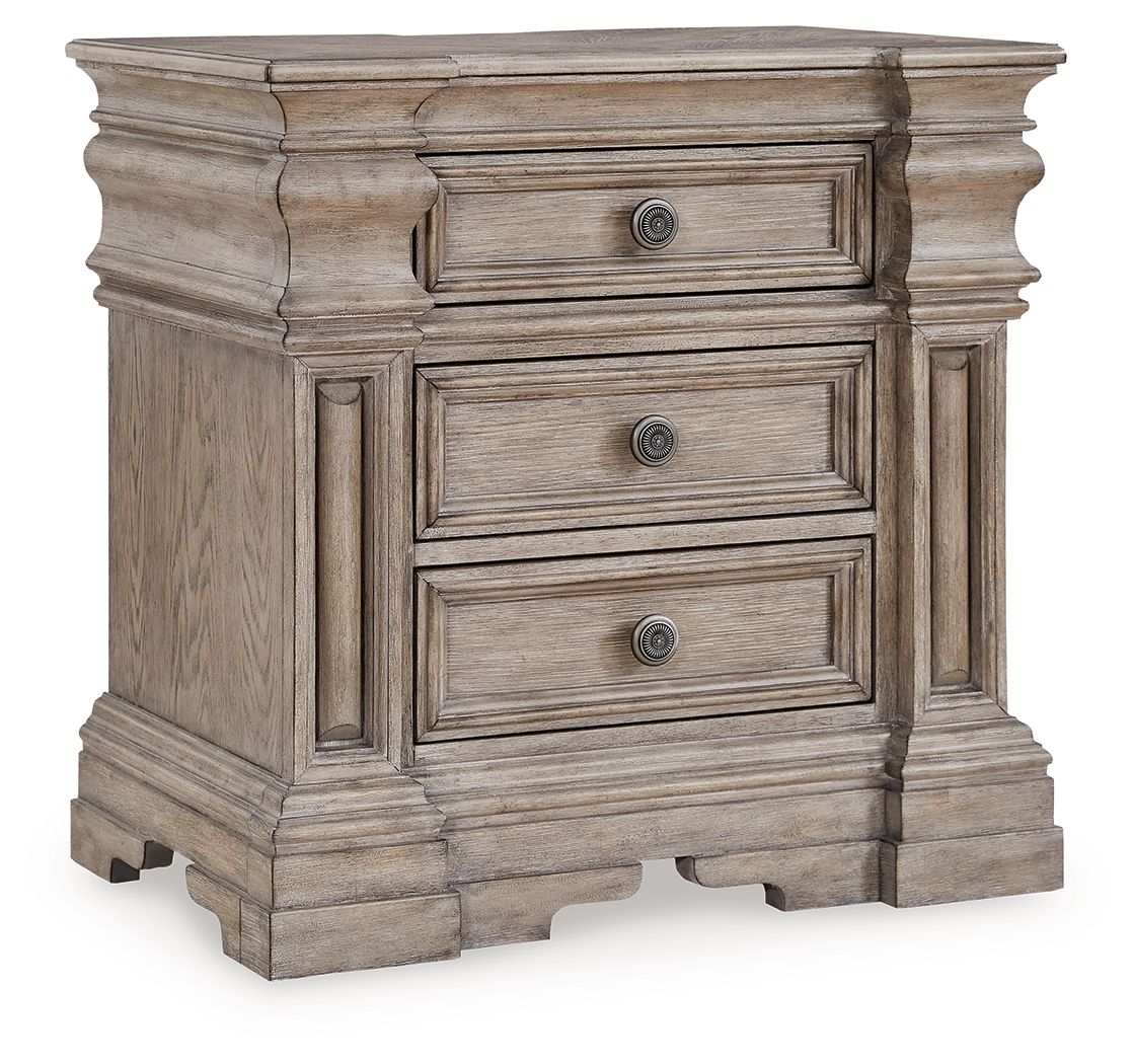 Blairhurst - Three Drawer Night Stand - Light Grayish Brown - Select Living Furniture - Nightstands w/ Charging Stations - Signature Design by Ashley® - B916-93 - Blairhurst - Three Drawer Night Stand - Light Grayish Brown -