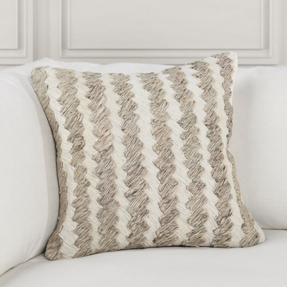 Burrows - ML Pillow - Ivory Multi - Select Living Furniture - Accent Pillows - Villa - V260070 - Burrows - ML Pillow - Ivory Multi -
