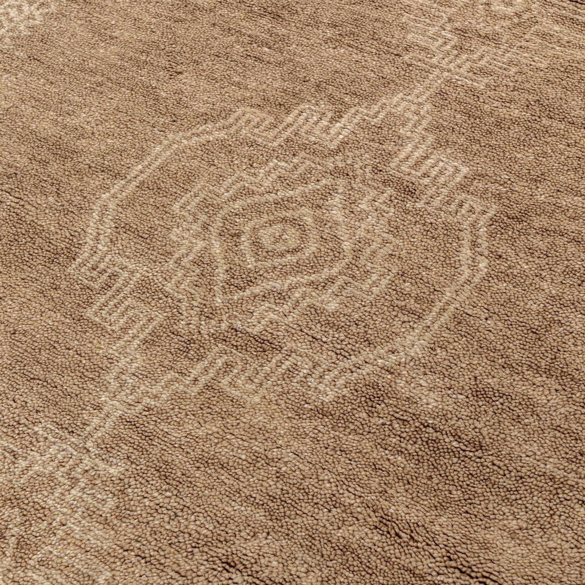 Luxor - Cairo Hand-Knotted Rug - Select Living Furniture - Area Rugs - Classic Home - 30092060 - Desert Brown -2' x 3' - Luxor - Cairo Hand-Knotted Rug -