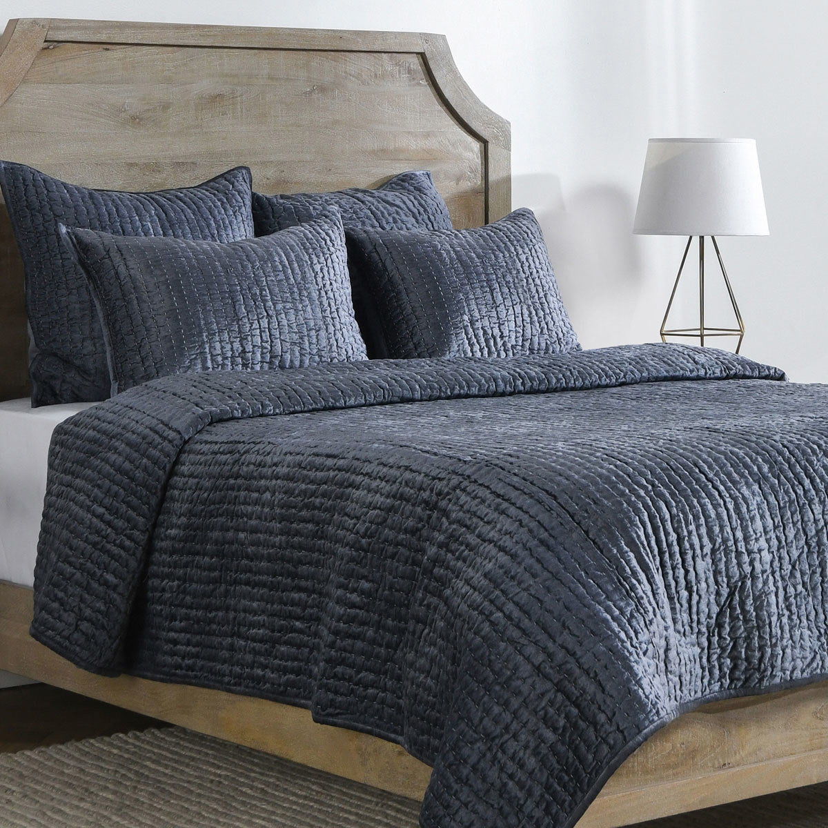 Bari - Velvet Queen Quilt - Sea Fog