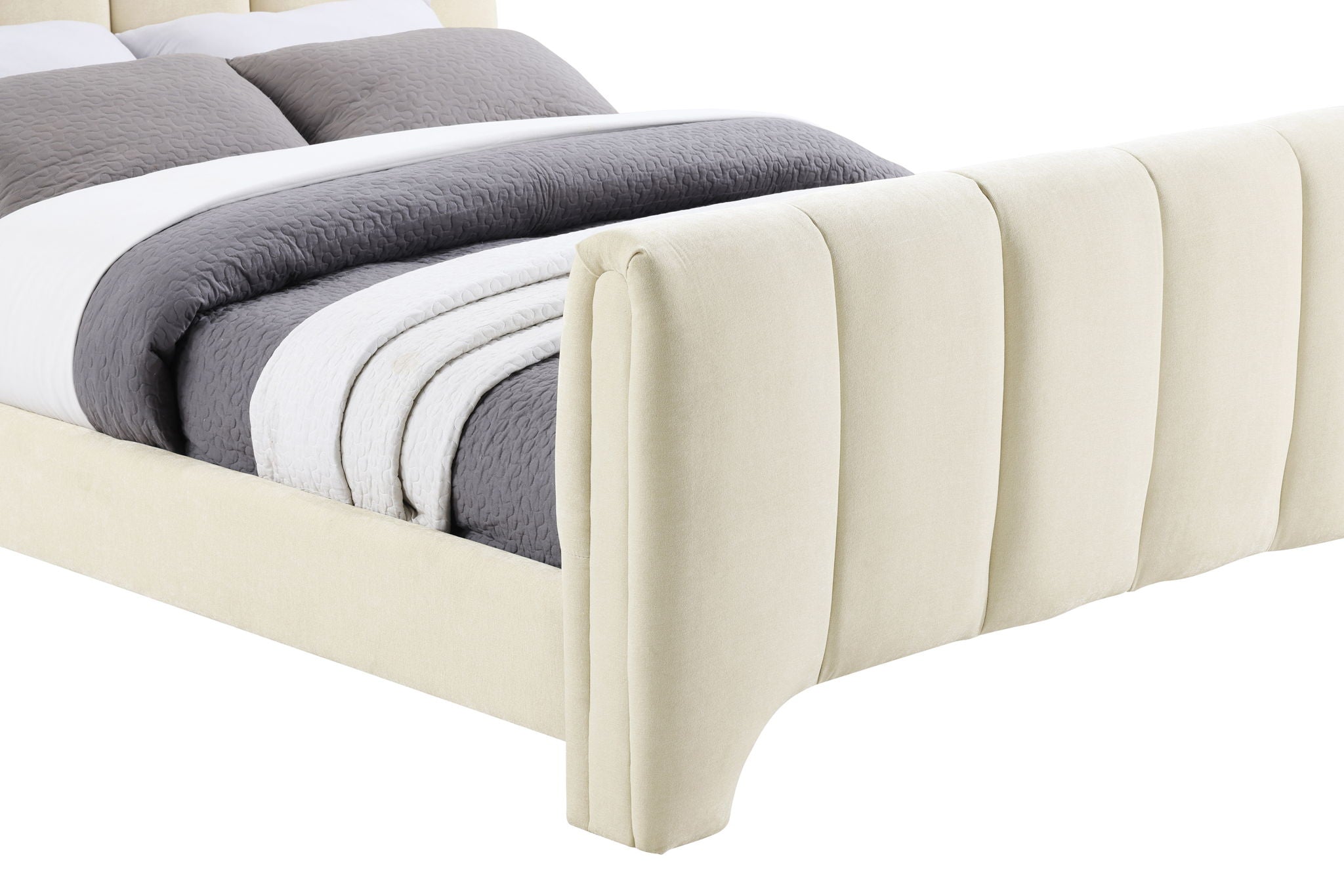 Camila - Bed