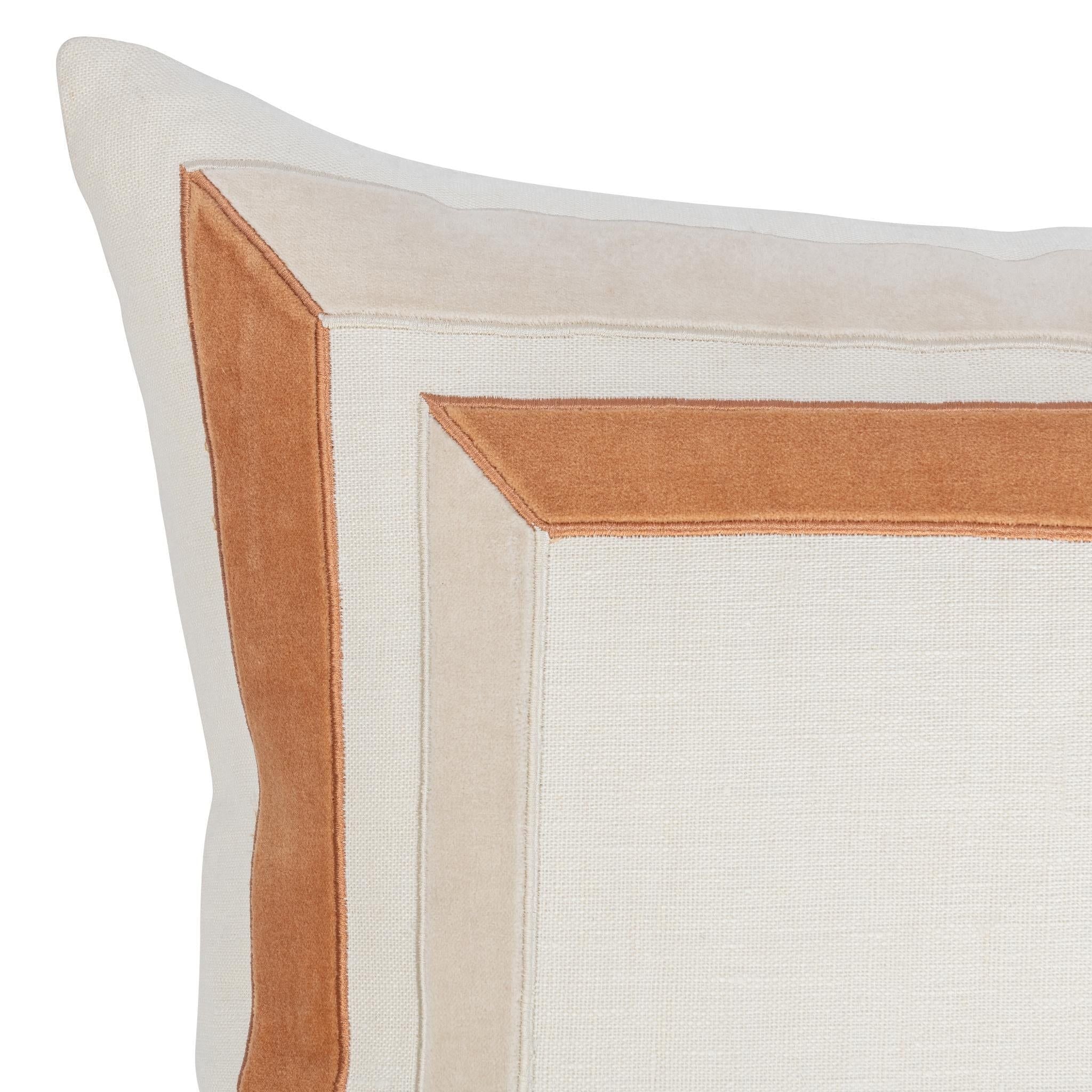 Novel Estate - 22" x 22" NV Maybrook Pillow - Ivory / Natural