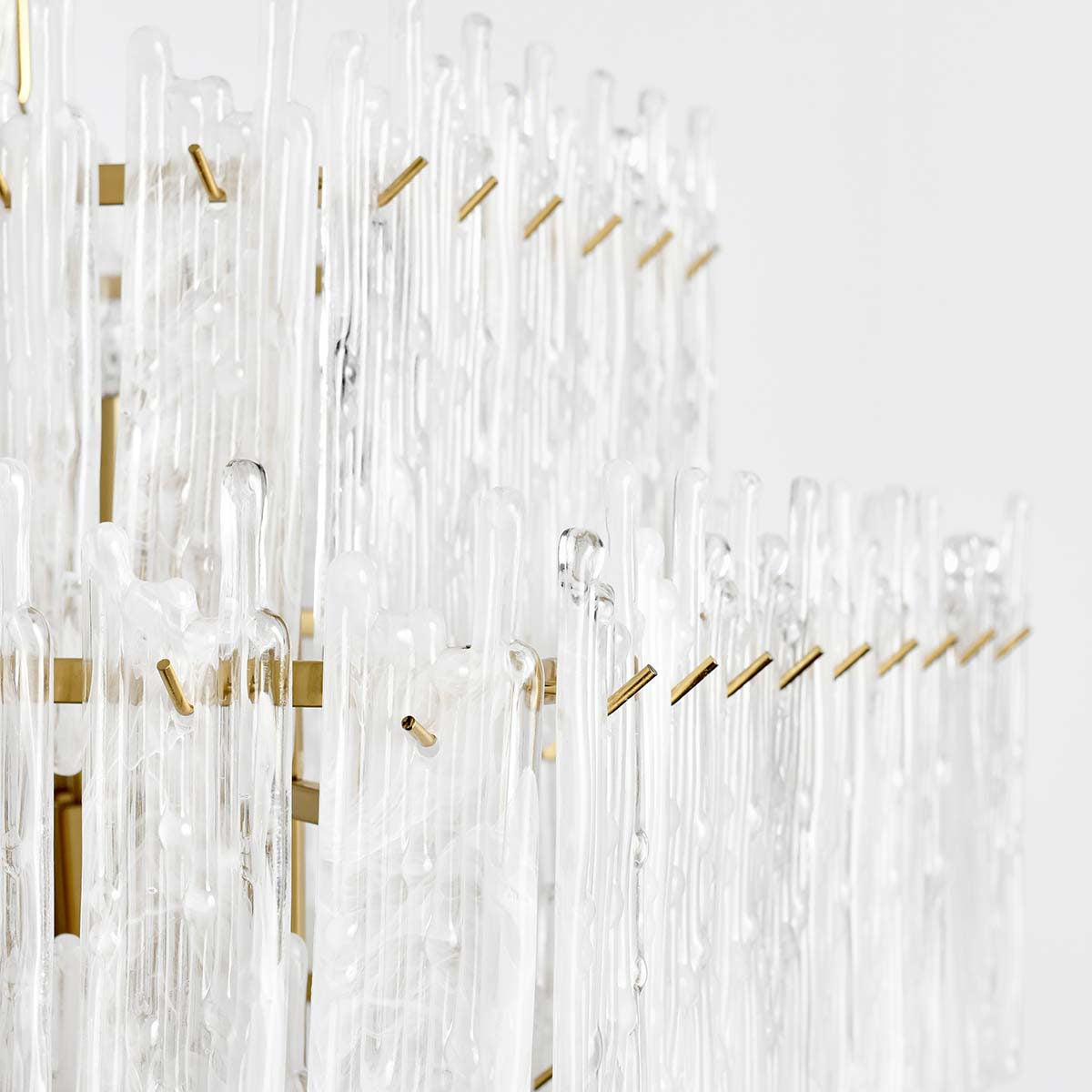 Everly - Chandelier - Clear/White