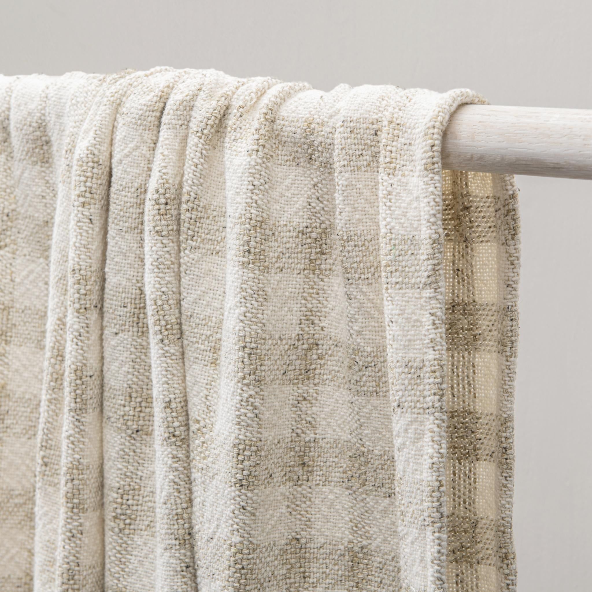 Sari - Throw 50 x 70 - Natural / Ivory