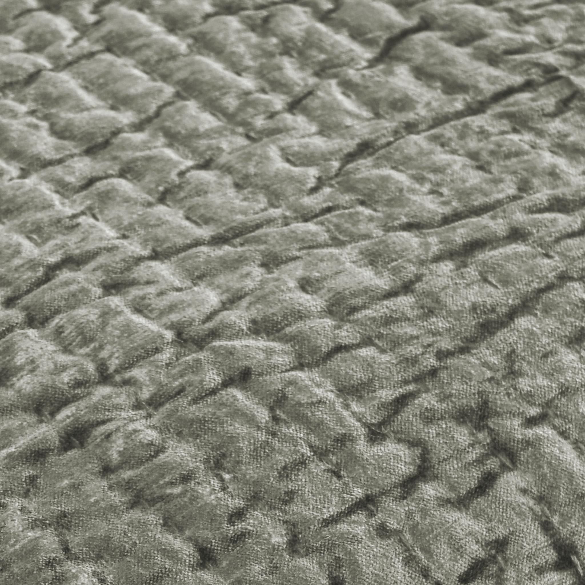 Bari - Velvet Quilt Set