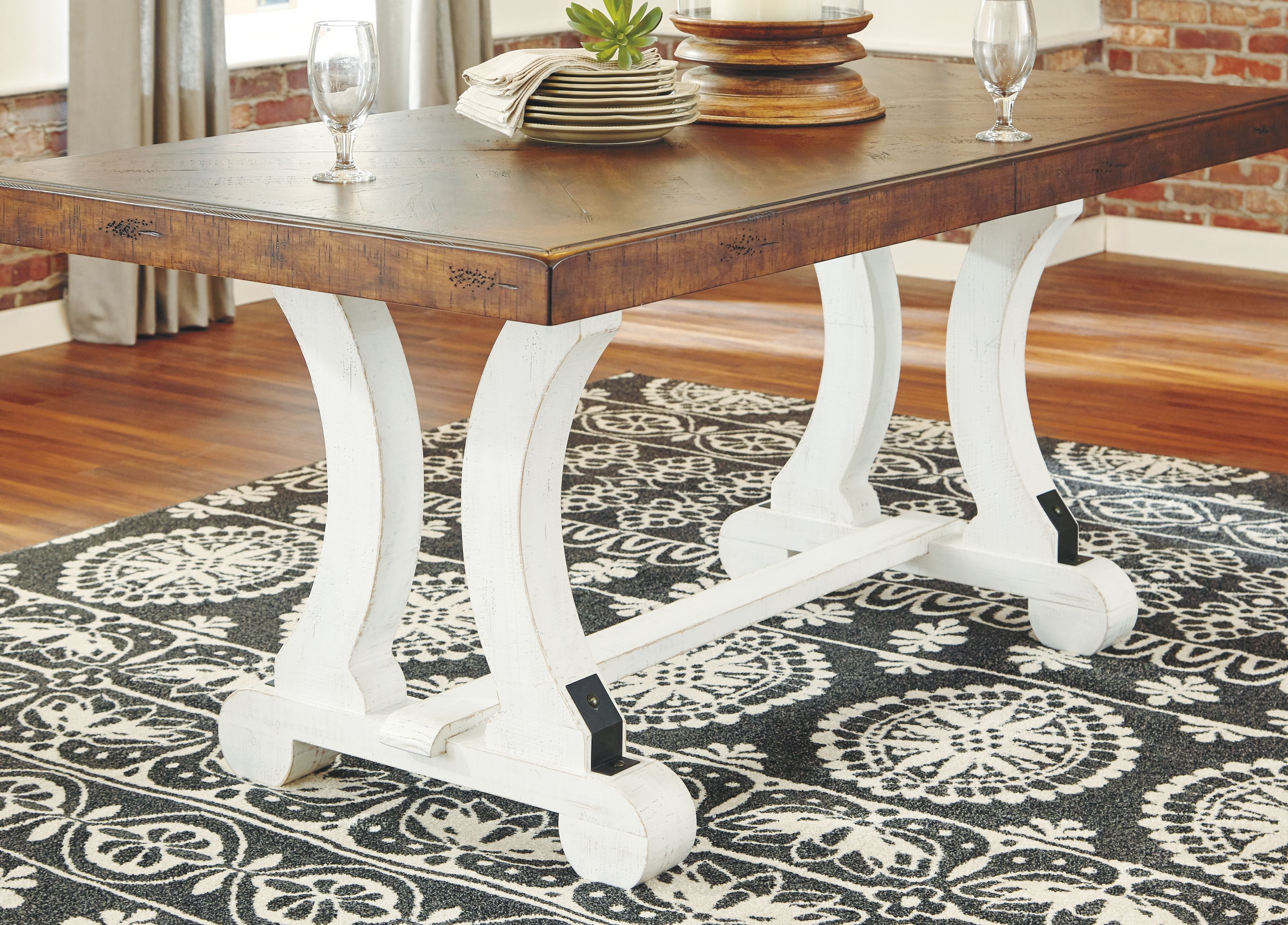 Valebeck - Dining Table Set