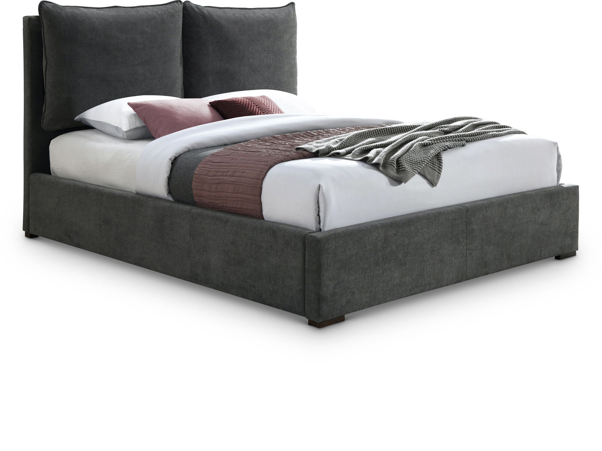 Misha - Bed