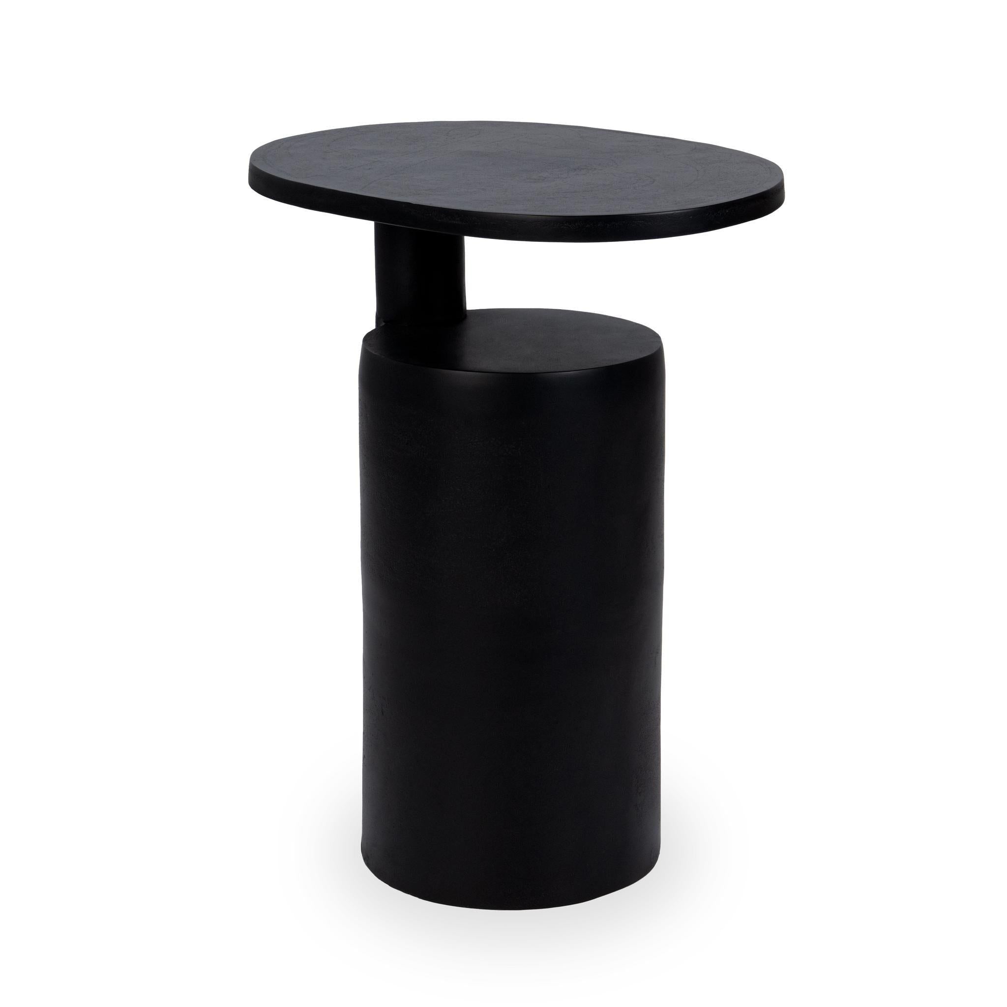 Decklyn - Accent Table - Black