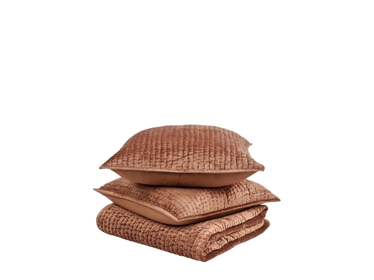 bari-velvet-quilt-terra-cotta-card.jpg