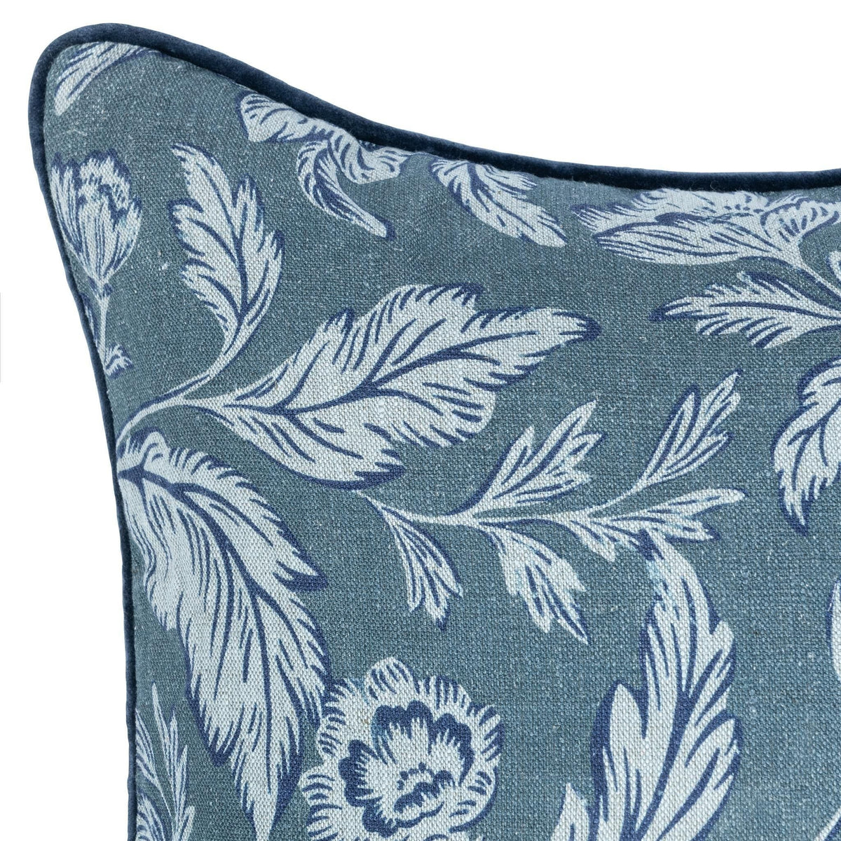 Davenport - Pillow - Select Living Furniture - Accent Pillows - Villa - V310073 - Hazel -22" x 22" - Davenport - Pillow -