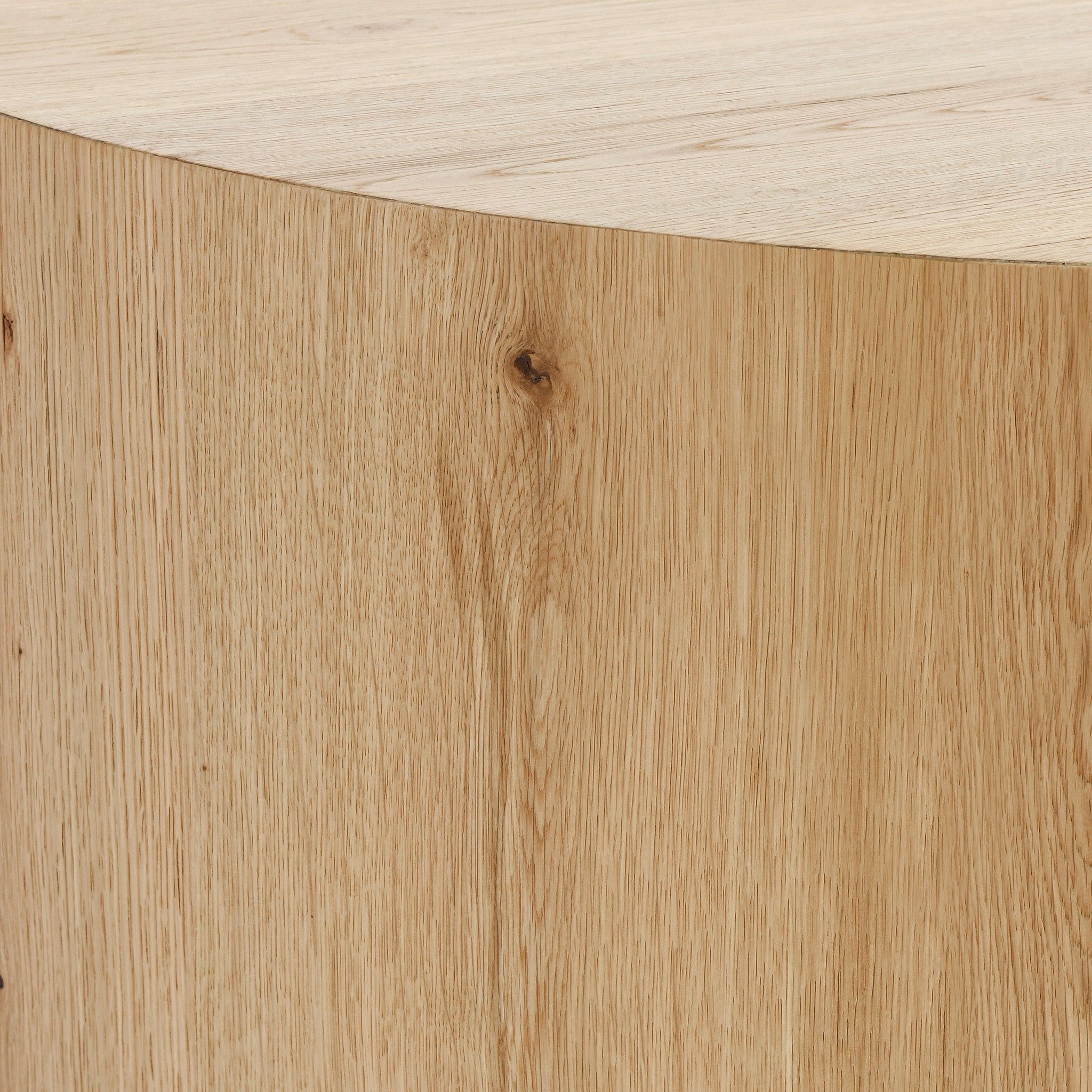 Layne - Round Coffee Table With Casters