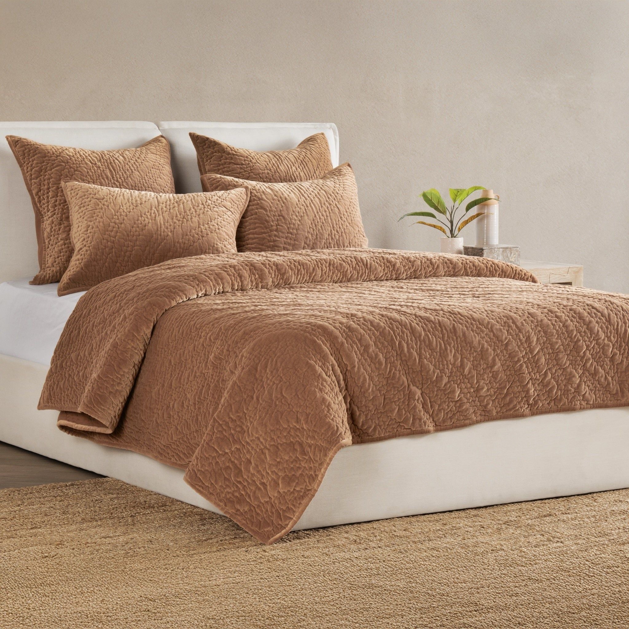 Elms - Velvet Quilt