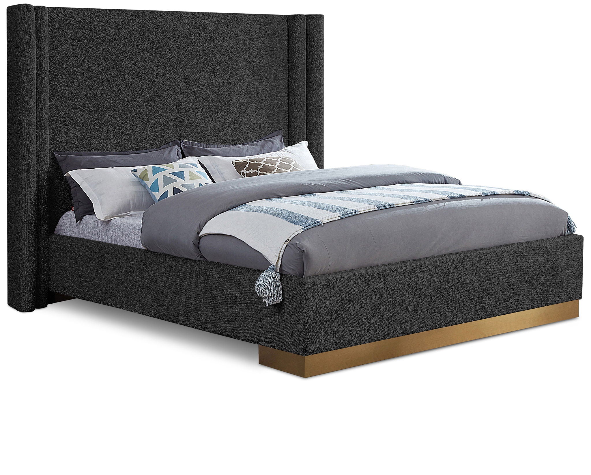 Halton - Bed