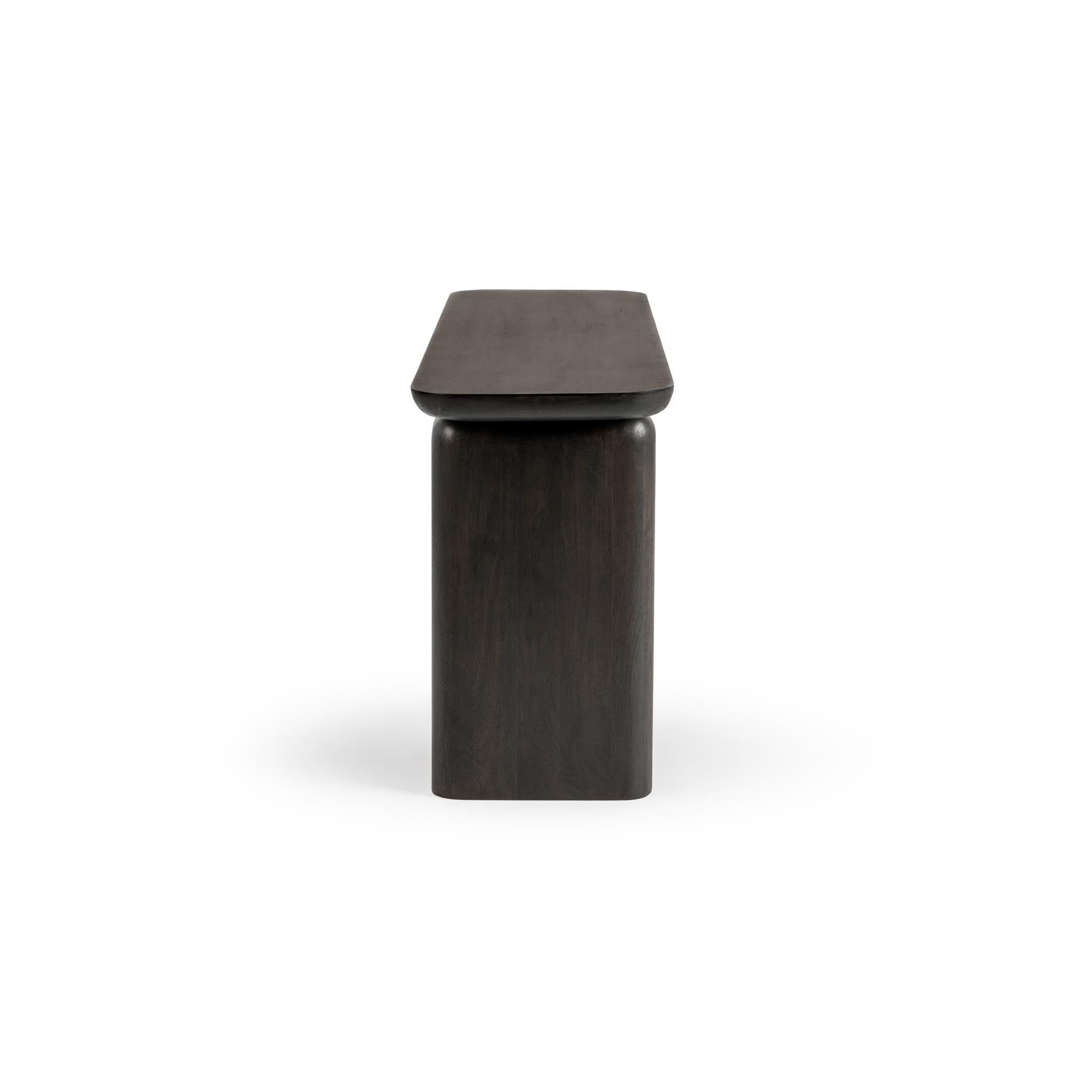 Milan - Table