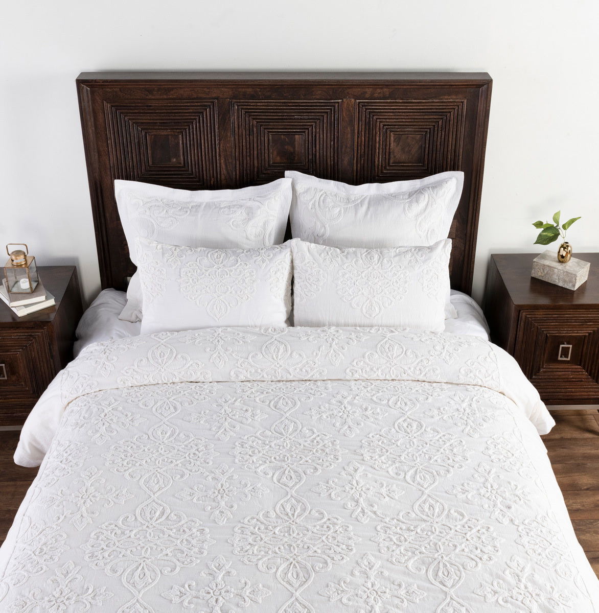 Reagan - Duvet Collection - Select Living Furniture - Duvet Covers & Shams - Villa - V211002 - White -Euro - Reagan - Duvet Collection -